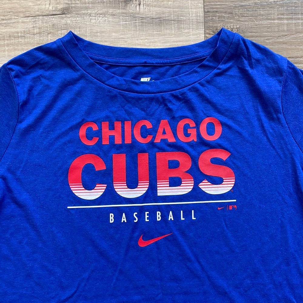 NWT Nike Chicago Cubs Major League Baseball Blue T-Shirt